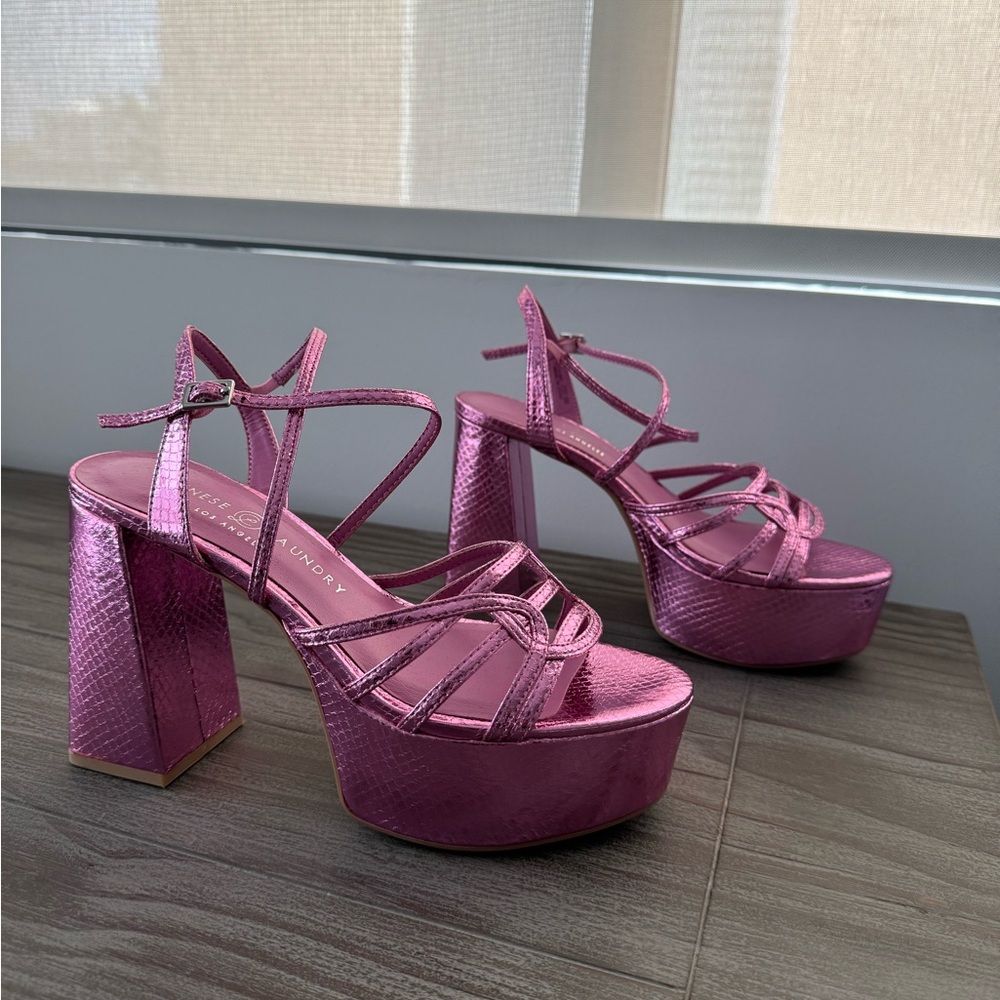 Chinese Laundry “No Prob” Pink Platform Sandals